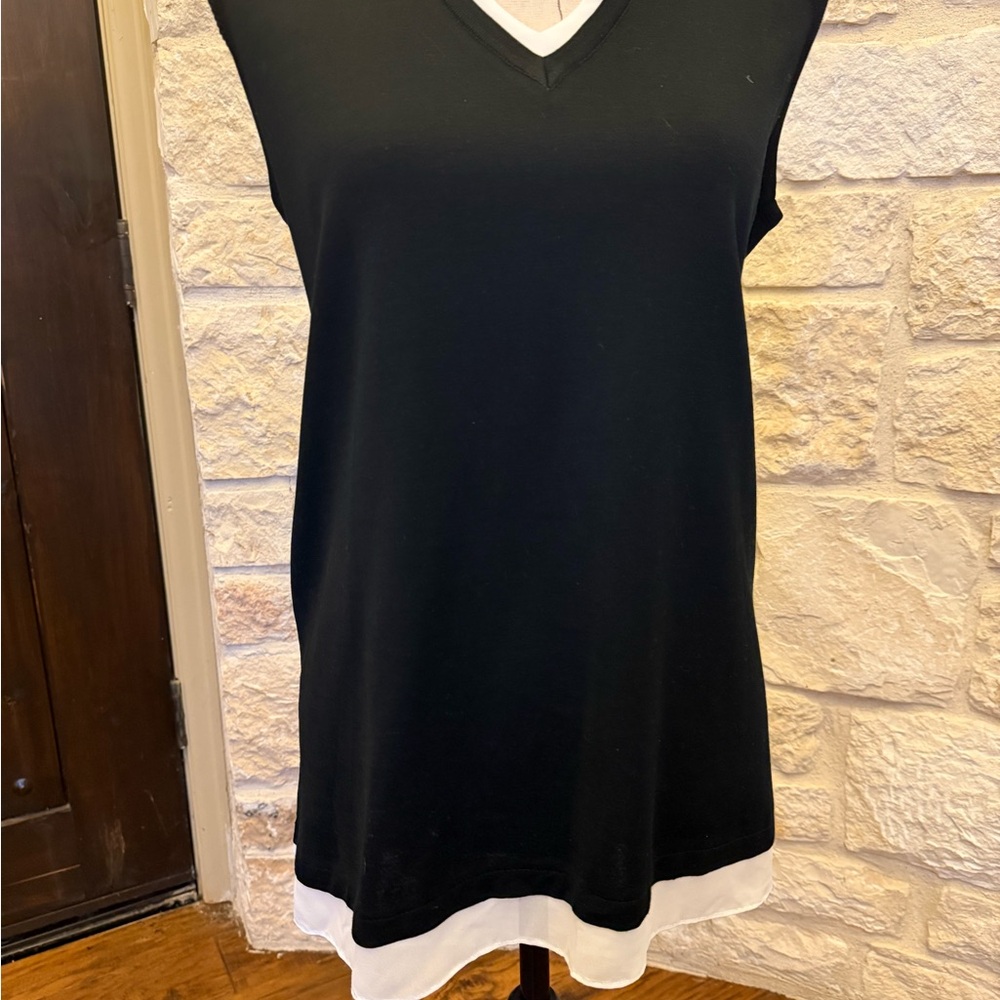 Ming Wang Black and White Sleeveless Women's Top